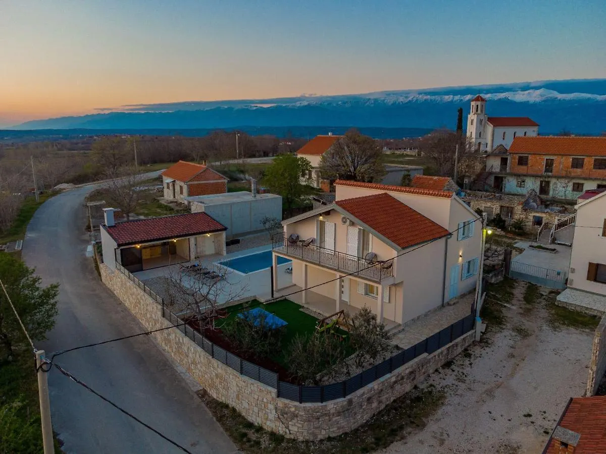 Villa Petar Zadarvillas Donji Kasic Croatia