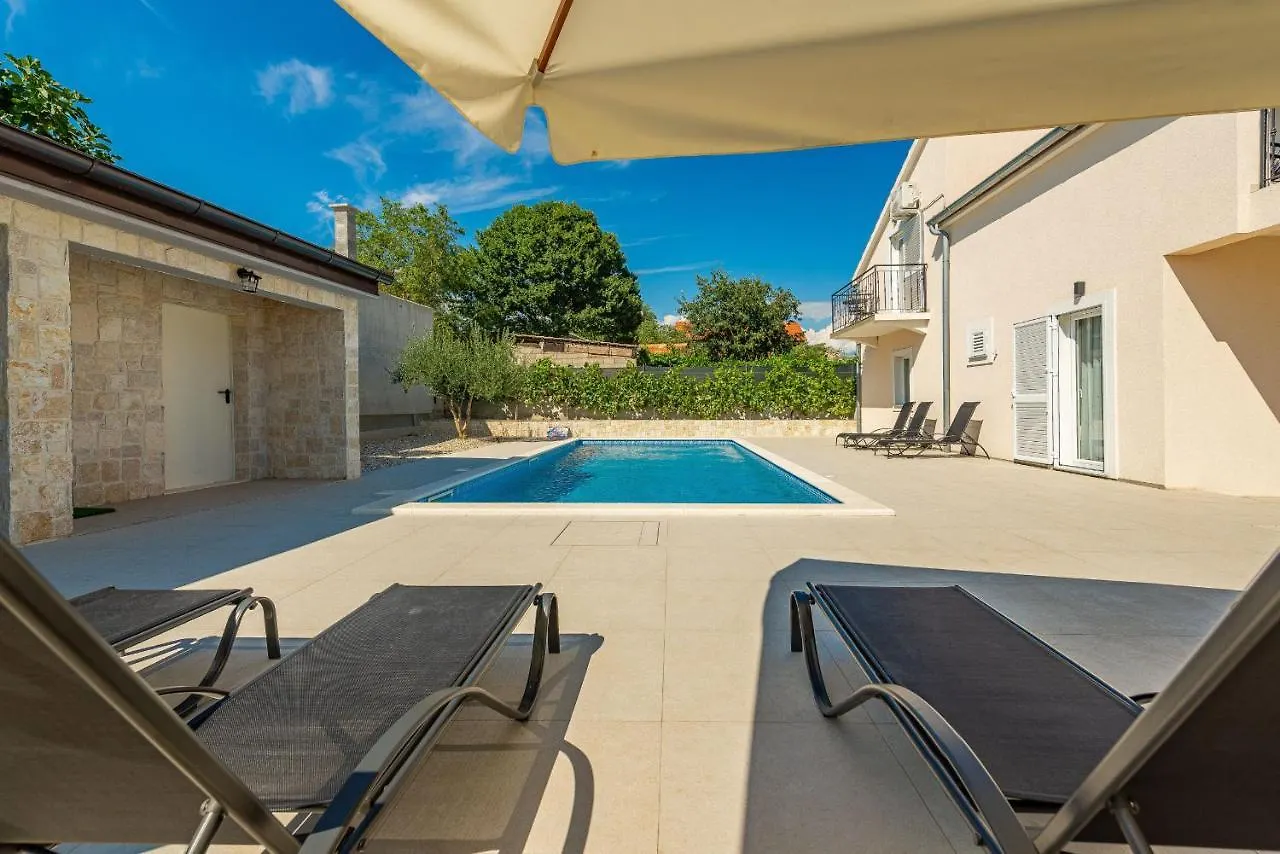 Villa Petar Zadarvillas Donji Kasic Croatia